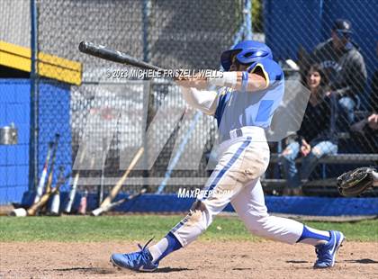 Thumbnail 2 in Grossmont vs La Costa Canyon (73rd Annual San Diego Lions Tournament) photogallery.