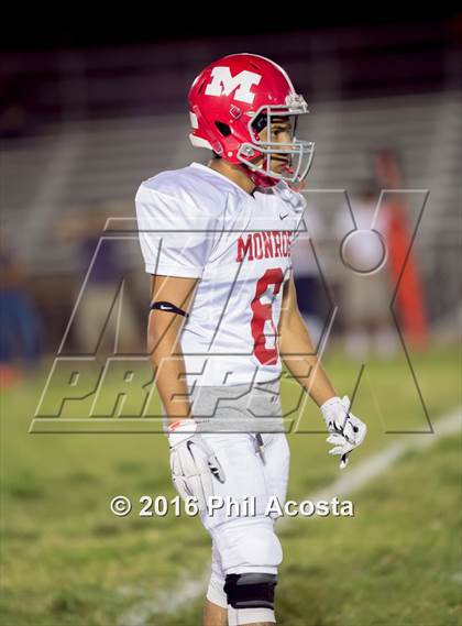 Thumbnail 2 in Wilson vs Monroe  photogallery.
