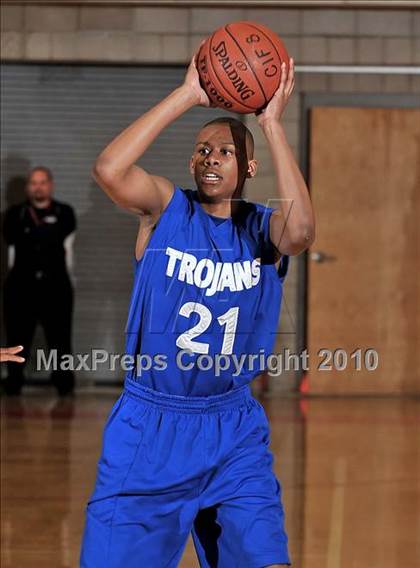 Thumbnail 2 in Lutheran vs. Windward (CIF SS D5AA Final) photogallery.