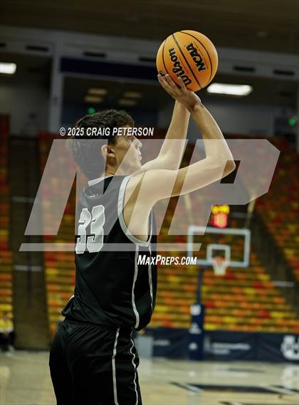 Thumbnail 2 in Carbon @ Green Canyon photogallery.