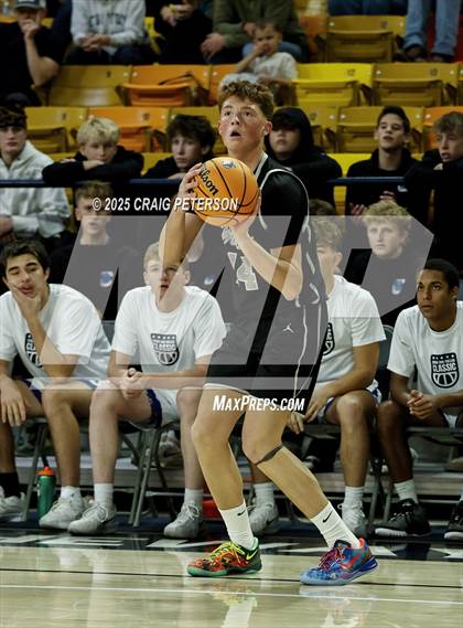 Thumbnail 3 in Carbon @ Green Canyon photogallery.