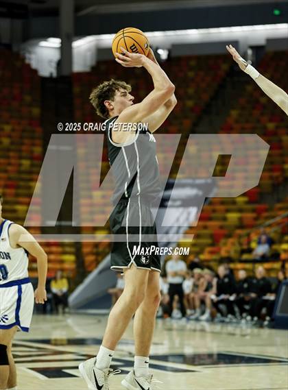 Thumbnail 3 in Carbon @ Green Canyon photogallery.