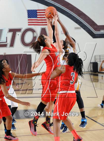 Thumbnail 3 in Riverdale Baptist vs. Cleveland (Nike Tournament of Champions) photogallery.
