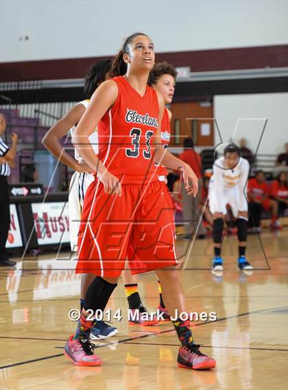 Thumbnail 3 in Riverdale Baptist vs. Cleveland (Nike Tournament of Champions) photogallery.