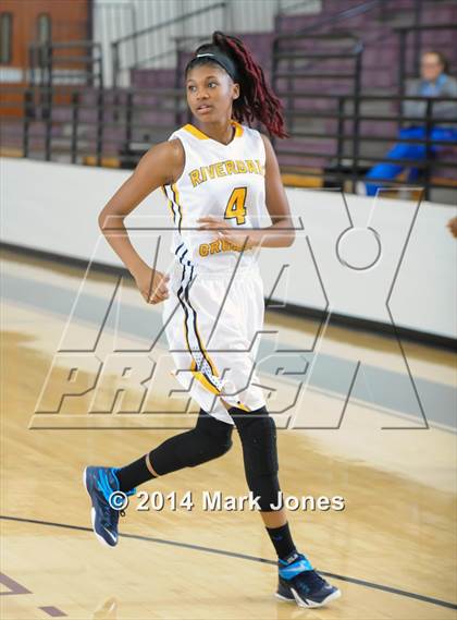 Thumbnail 2 in Riverdale Baptist vs. Cleveland (Nike Tournament of Champions) photogallery.