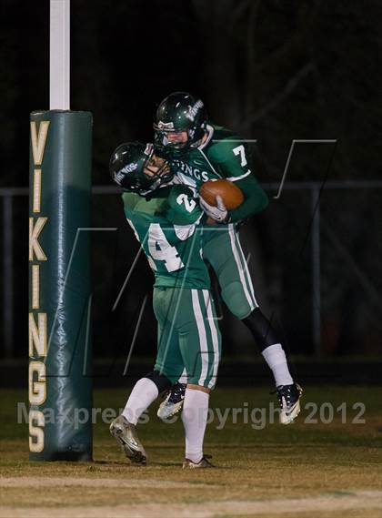 Thumbnail 1 in Woodgrove @ Loudoun Valley photogallery.