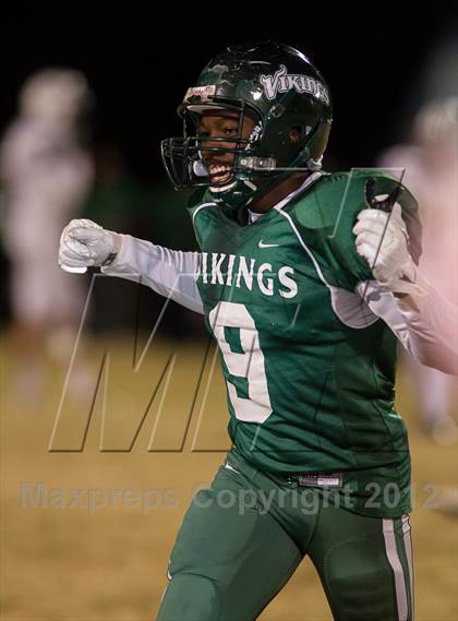 Thumbnail 3 in Woodgrove @ Loudoun Valley photogallery.