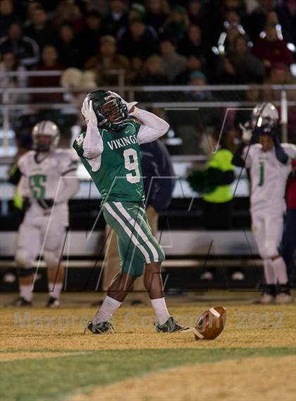 Thumbnail 3 in Woodgrove @ Loudoun Valley photogallery.
