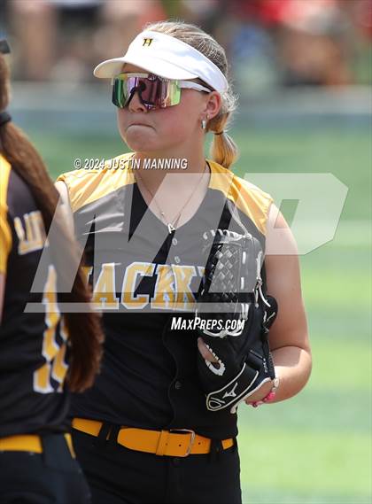Thumbnail 2 in Atkins vs. Hackett (AAA 3A Semifinal) photogallery.