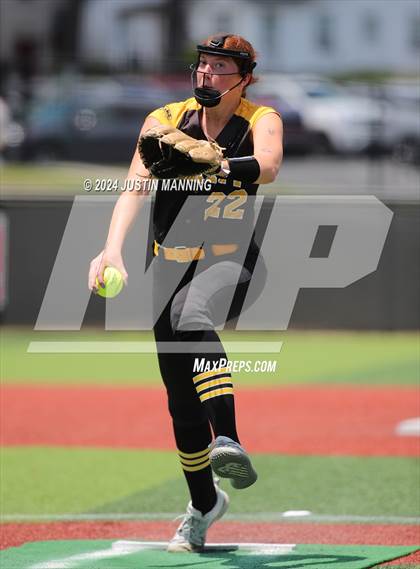 Thumbnail 2 in Atkins vs. Hackett (AAA 3A Semifinal) photogallery.