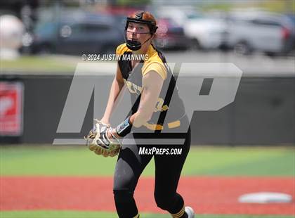 Thumbnail 1 in Atkins vs. Hackett (AAA 3A Semifinal) photogallery.