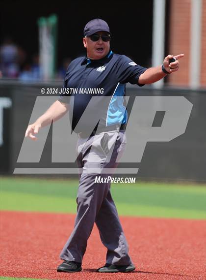 Thumbnail 2 in Atkins vs. Hackett (AAA 3A Semifinal) photogallery.