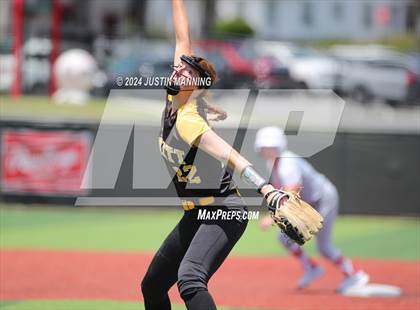 Thumbnail 3 in Atkins vs. Hackett (AAA 3A Semifinal) photogallery.