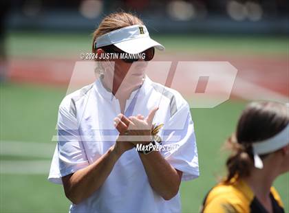 Thumbnail 2 in Atkins vs. Hackett (AAA 3A Semifinal) photogallery.