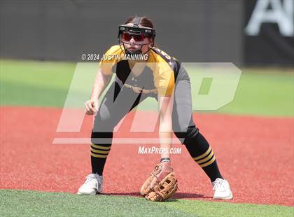 Thumbnail 1 in Atkins vs. Hackett (AAA 3A Semifinal) photogallery.