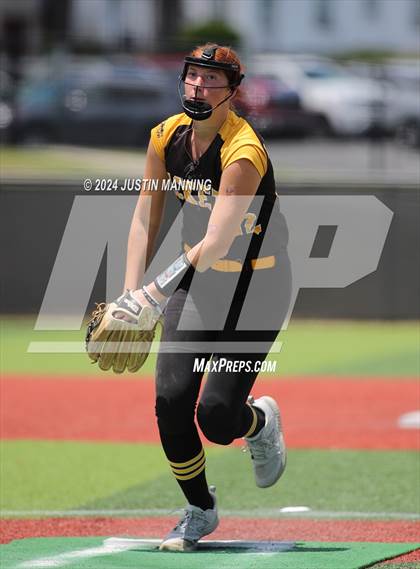 Thumbnail 1 in Atkins vs. Hackett (AAA 3A Semifinal) photogallery.