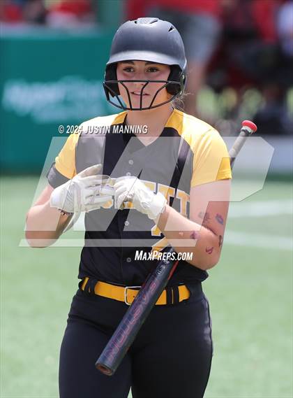 Thumbnail 2 in Atkins vs. Hackett (AAA 3A Semifinal) photogallery.