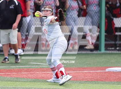 Thumbnail 3 in Atkins vs. Hackett (AAA 3A Semifinal) photogallery.
