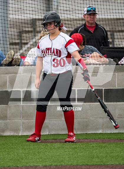 Thumbnail 1 in Henrietta vs Eastland (UIL 3A Bi-District Playoff) photogallery.