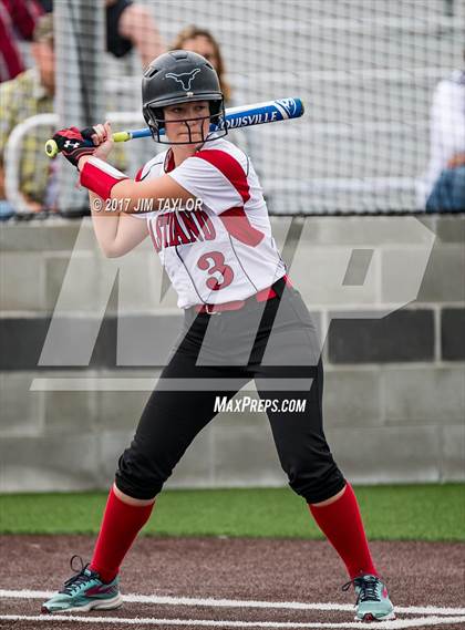 Thumbnail 3 in Henrietta vs Eastland (UIL 3A Bi-District Playoff) photogallery.
