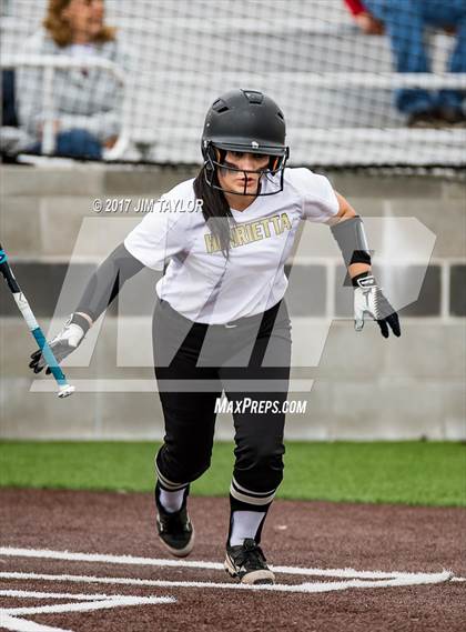 Thumbnail 2 in Henrietta vs Eastland (UIL 3A Bi-District Playoff) photogallery.