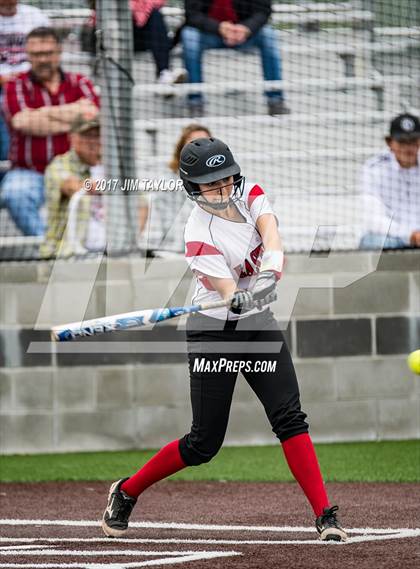 Thumbnail 1 in Henrietta vs Eastland (UIL 3A Bi-District Playoff) photogallery.