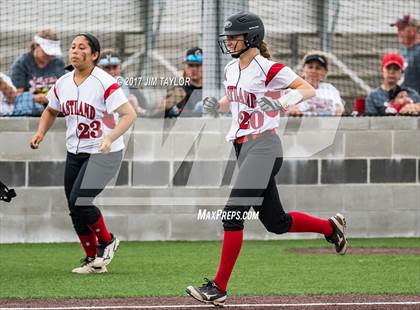 Thumbnail 2 in Henrietta vs Eastland (UIL 3A Bi-District Playoff) photogallery.