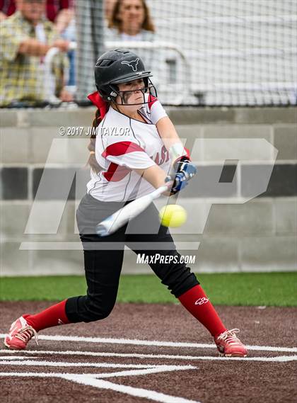 Thumbnail 1 in Henrietta vs Eastland (UIL 3A Bi-District Playoff) photogallery.