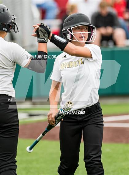 Thumbnail 2 in Henrietta vs Eastland (UIL 3A Bi-District Playoff) photogallery.