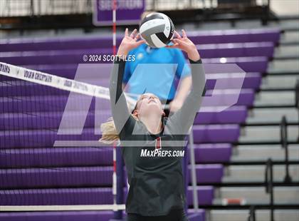 Thumbnail 2 in Dover vs. Marietta (OHSAA D3 District Final) photogallery.