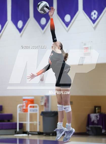 Thumbnail 1 in Dover vs. Marietta (OHSAA D3 District Final) photogallery.