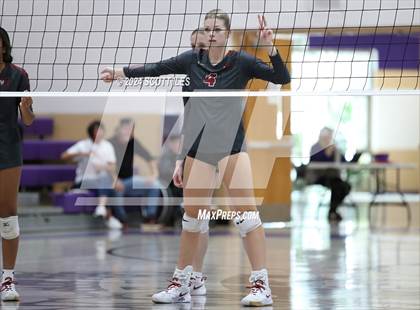 Thumbnail 2 in Dover vs. Marietta (OHSAA D3 District Final) photogallery.