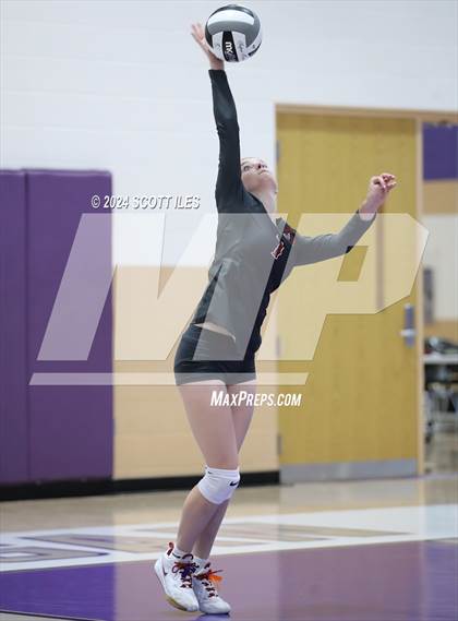 Thumbnail 1 in Dover vs. Marietta (OHSAA D3 District Final) photogallery.