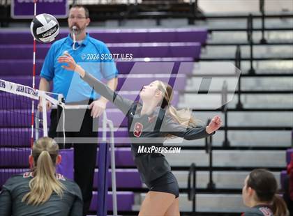 Thumbnail 2 in Dover vs. Marietta (OHSAA D3 District Final) photogallery.