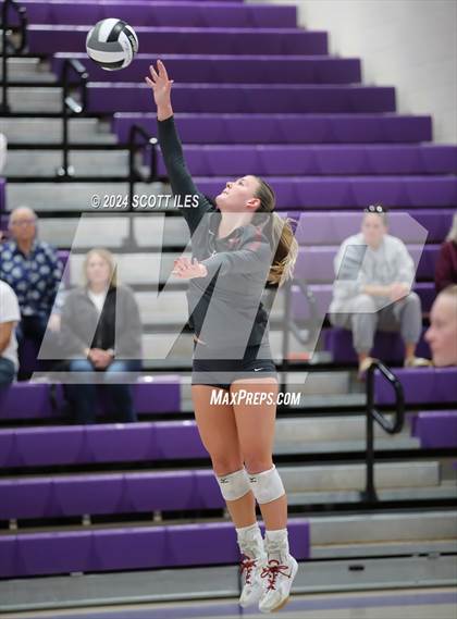 Thumbnail 1 in Dover vs. Marietta (OHSAA D3 District Final) photogallery.