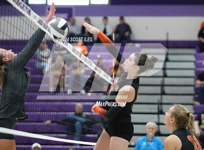 Thumbnail 2 in Dover vs. Marietta (OHSAA D3 District Final) photogallery.