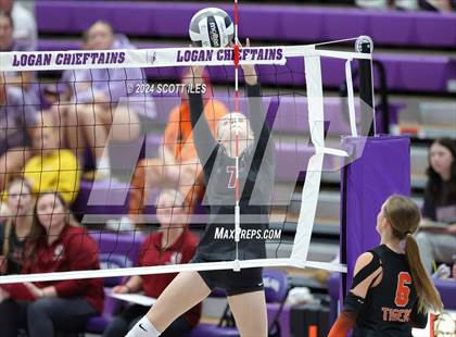 Thumbnail 2 in Dover vs. Marietta (OHSAA D3 District Final) photogallery.