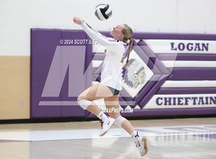 Thumbnail 1 in Dover vs. Marietta (OHSAA D3 District Final) photogallery.