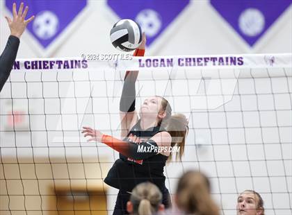 Thumbnail 1 in Dover vs. Marietta (OHSAA D3 District Final) photogallery.