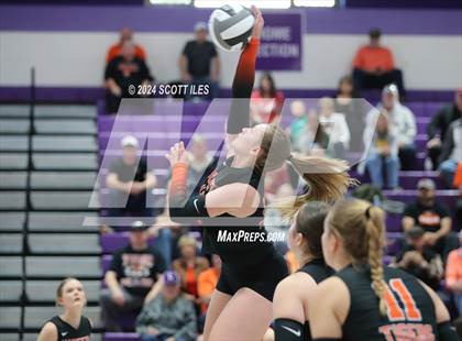 Thumbnail 1 in Dover vs. Marietta (OHSAA D3 District Final) photogallery.