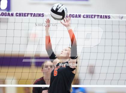 Thumbnail 1 in Dover vs. Marietta (OHSAA D3 District Final) photogallery.