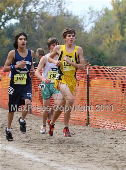 Thumbnail 3 in CIF State Cross Country Championships (D4 Boys) photogallery.