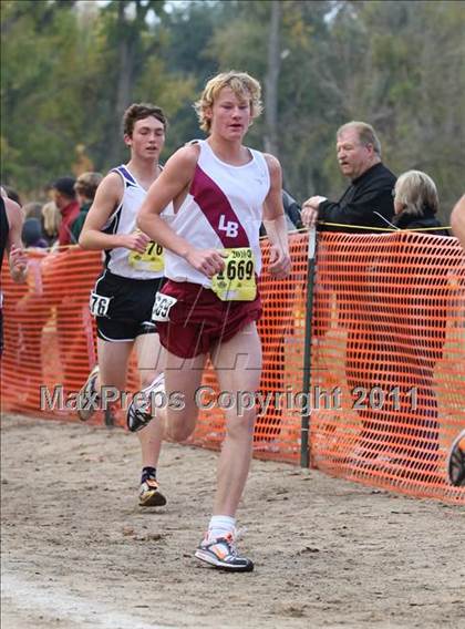 Thumbnail 1 in CIF State Cross Country Championships (D4 Boys) photogallery.