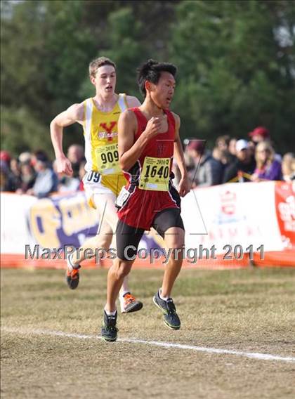 Thumbnail 1 in CIF State Cross Country Championships (D4 Boys) photogallery.