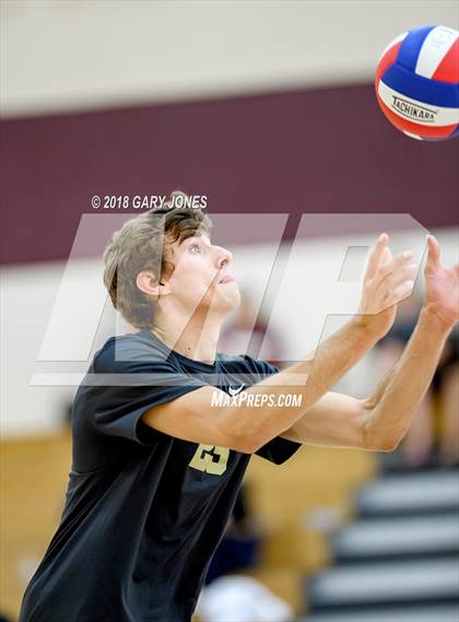Thumbnail 2 in Whitney vs. Woodcreek photogallery.