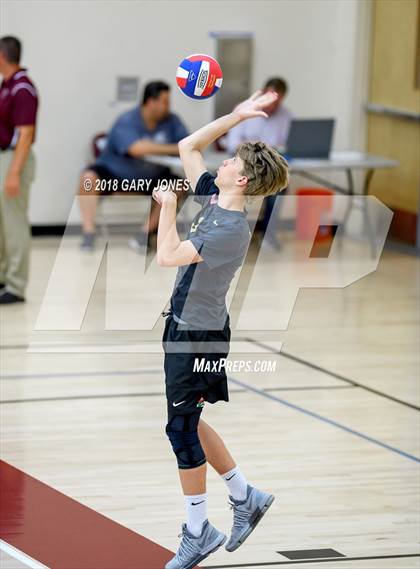 Thumbnail 2 in Whitney vs. Woodcreek photogallery.