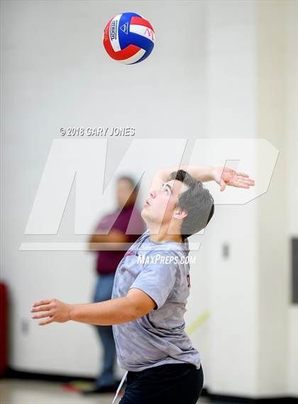 Thumbnail 3 in Whitney vs. Woodcreek photogallery.