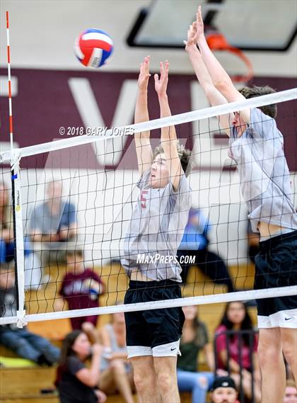 Thumbnail 3 in Whitney vs. Woodcreek photogallery.
