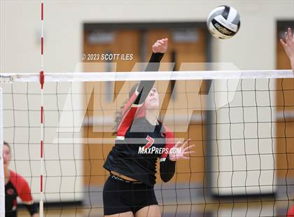 Thumbnail 2 in Circleville @ Bloom-Carroll photogallery.