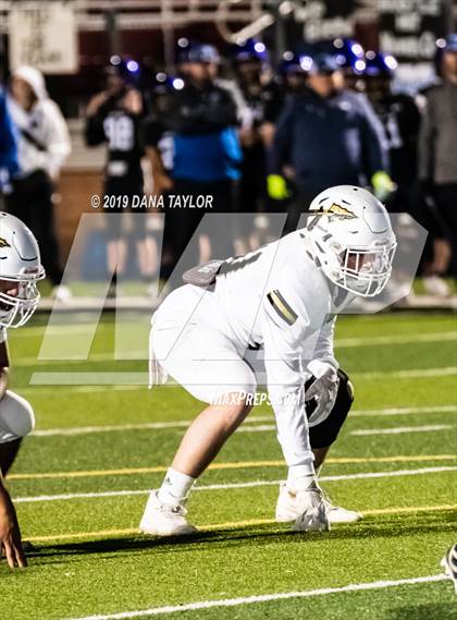 Thumbnail 3 in Comanche vs City View (UIL 3A Bi-District Playoff) photogallery.